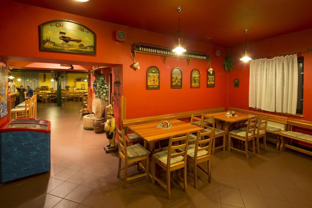 Pension & Restaurace Zeleny Mlyn Žacléř Dış mekan fotoğraf