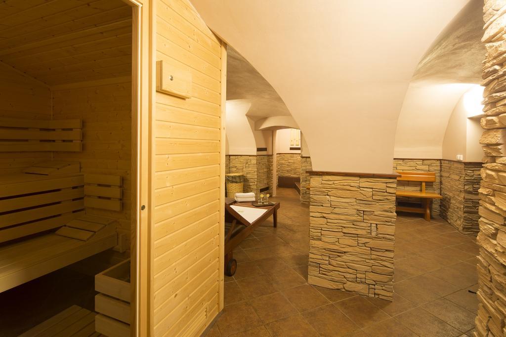 Pension & Restaurace Zeleny Mlyn Žacléř Dış mekan fotoğraf